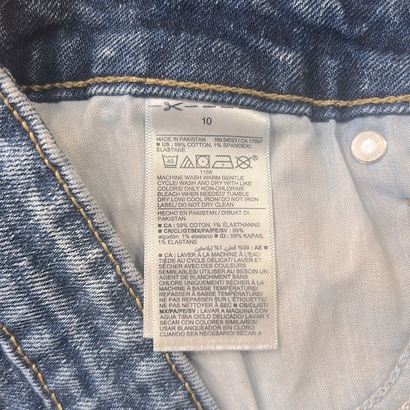 Old Navy Women’s High-Rise Secret Smooth Pockets Cotton Denim Mini Skirt - Picture 7 of 8